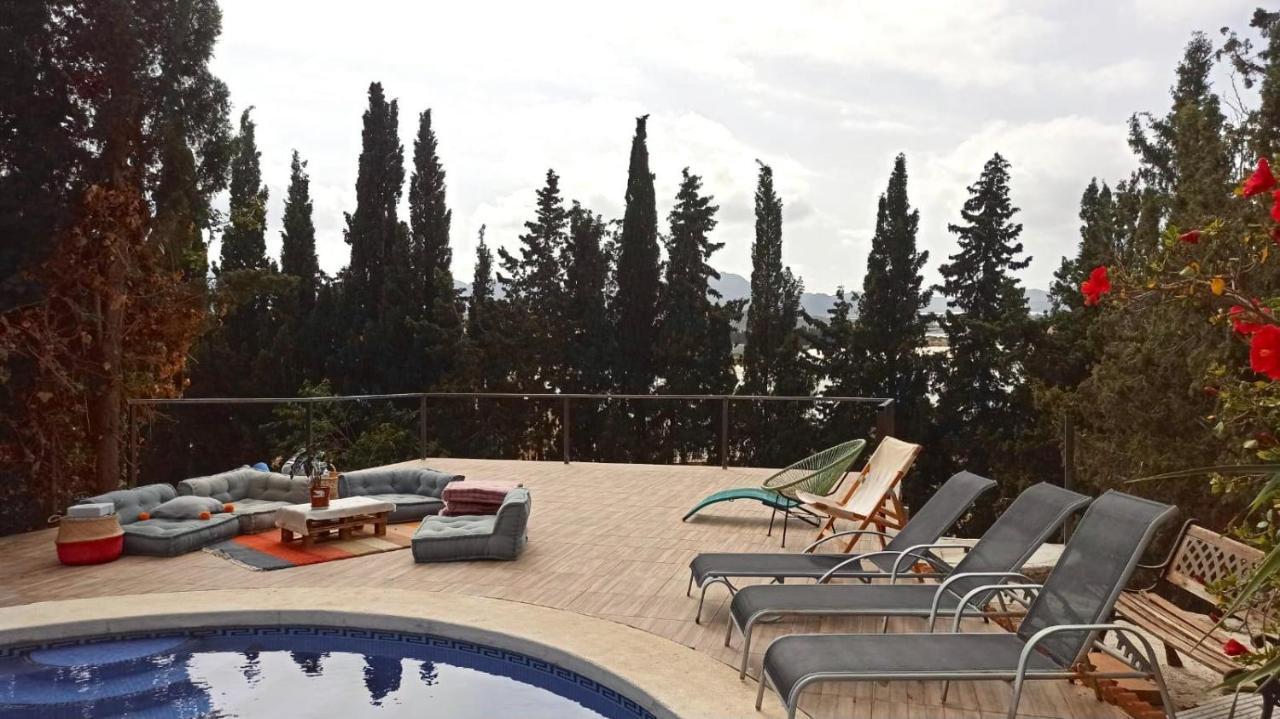 Bakit House - Casa Rural Con Piscina アギラス エクステリア 写真